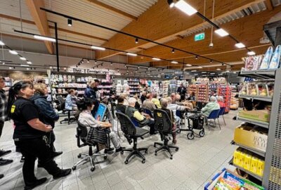 Ehemalige Chemnitzerin berichtet über ostdeutsche Themen im Bayerischen Fernsehen - Ostdeutsche Themen im Bayerischen Fernsehen: Einblicke und Geschichten. Foto: Sabine Barth