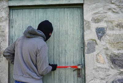 Einbruch in Einfamilienhaus in Mittelsachsen: Zeugen beobachten Täter auf der Flucht - Symbolbild. Foto: Pixabay/ TheDigitalWay