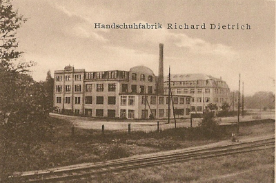 Eine Stunde Heimatkunde: Heimatverein Taura lädt ein - Einer der vielen Kunden der Chemnitztalbahn: Handschuhfabrik Richard Dietrich, später Clara-Zetkin-Werk.