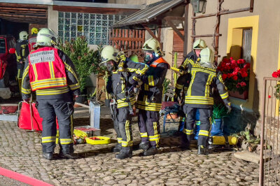 Einsatz für die Feuerwehr: Kellerbrand in Lauter - In der Nacht kam es zu einem Feuerwehreinsatz in Lauter.