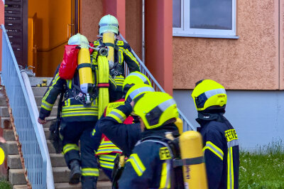 Einsatzalarm in Lößnitz: Feuerwehren eilen zu vermeintlichem Kellerbrand - 