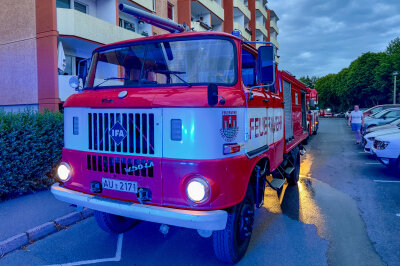 Einsatzalarm in Lößnitz: Feuerwehren eilen zu vermeintlichem Kellerbrand - 