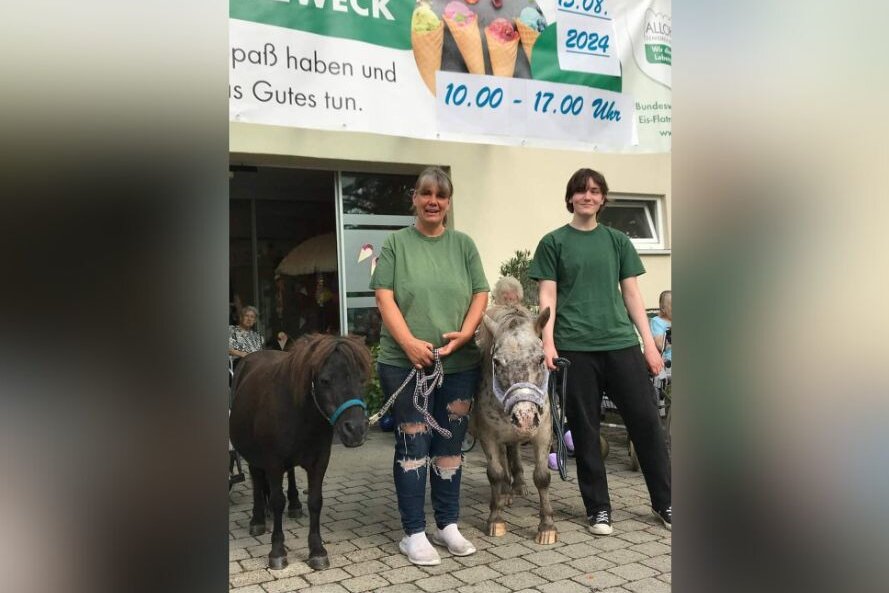 Eis essen für den guten Zweck: Ein voller Erfolg im Senterra Pflegezentrum - Eis essen für den guten Zweck: Ein voller Erfolg im Senterra Pflegezentrum