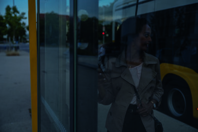 Ekel-Vorfall in Regionalbahn: Mann onaniert Minderjähriger auf die Kleidung - Symbolbild.