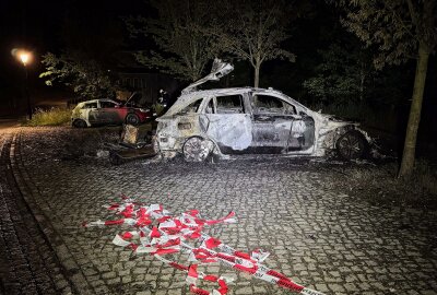 Elf brennende Autos in zwei Monaten: Sind in dieser sächsischen Kleinstadt Brandstifter am Werk? - In Kamenz steigt die Anzahl brennender Autos weiterhin. Foto: xcitepress