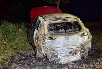 Elf brennende Autos in zwei Monaten: Sind in dieser sächsischen Kleinstadt Brandstifter am Werk? - In Kamenz steigt die Anzahl brennender Autos weiterhin. Foto: xcitepress