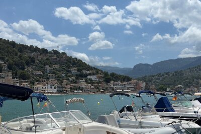 Erlebnisreise: Mit dem Auto durch Mallorca - Ein Besuch in Port de Soller lohnt sich. Foto: Hermine Möckel