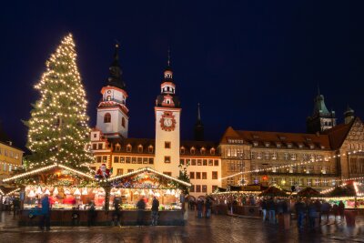 Erlebt den mittelalterlichen Weihnachtsmarkt 2024 in Chemnitz, Dresden und Leipzig - Chemnitz gilt als die heimliche Weihnachtshauptstadt. In der Inneren Klosterstraße findet sich ein Stück Mittelalter.