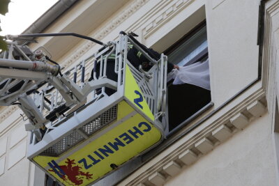 Am Montagmittag kam es zu einem Wohnhausbrand in Chemnitz. Foto: Harry Härtel