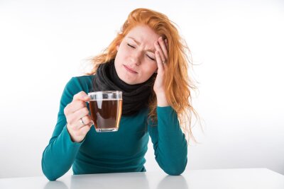 Es geht auch ohne Tablette: Das hilft gegen Kopfschmerzen - Eine gute Alternative zur Kopfschmerztablette sind pflanzliche Tees.
