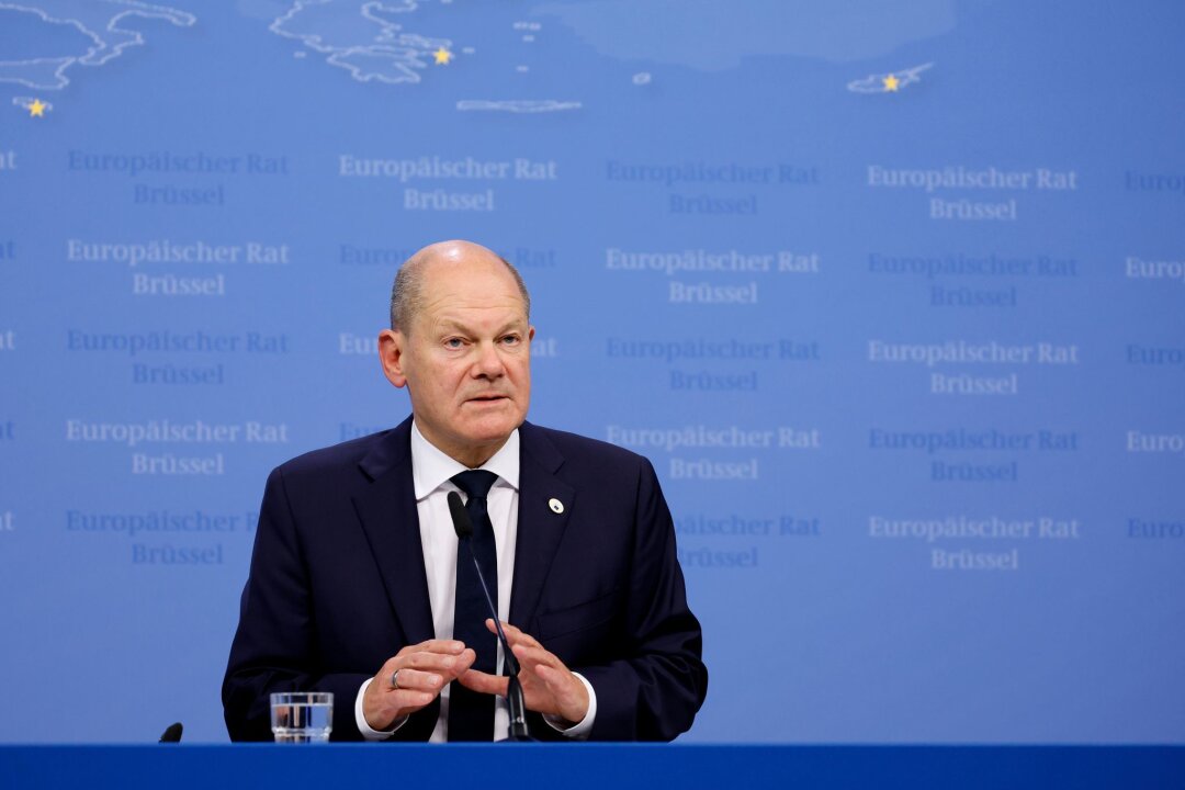 EU-Länder wollen neues Gesetz für schnellere Abschiebungen - Bundeskanzler Scholz (SPD) fordert eine beschleunigte Umsetzung der Reform.