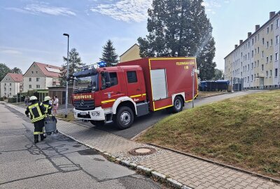 Falkenau: Feuerwehr löscht Brand in Mehrfamilienhaus - Die Höhe des Sachschadens ist noch nicht bekannt. Foto: Knut Berger