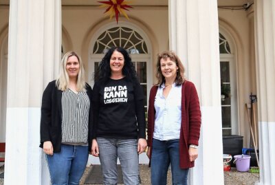 Familienzentrum Annaberg startet mit Elan ins neue Jahr - Rebecca Seifert, Nadja Hiller und Heike Schreiter (v.l.) sind mit Herzblut und guten Ideen für Familien da.Foto: Ilka Ruck