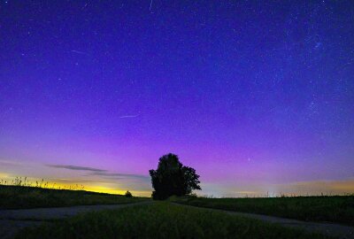 Faszinierende Nacht in Sachsen: Polarlichter am Nachthimmel - Am Sonntagabend waren besondere Polarlichter über Sachsen zu sehen. Foto: Andreas Kretschel