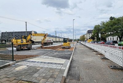 Fernbusterminal in Chemnitz nimmt Gestalt an - Das neue Fernbus-Terminal in Chemnitz soll Ende des Jahres fertiggestellt werden. Foto: Harry Härtel