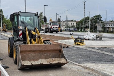 Fernbusterminal in Chemnitz nimmt Gestalt an - Das neue Fernbus-Terminal in Chemnitz soll Ende des Jahres fertiggestellt werden. Foto: Harry Härtel