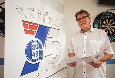 Festwoche im Erzgebirge: Sportverein feiert 75-jähriges Bestehen - Der Vereinsvorsitzende Ingolf Georgi lädt zu 75-Jährigen Jubiläum des SV 49 Großrückerswalde. Foto: Jan Görner