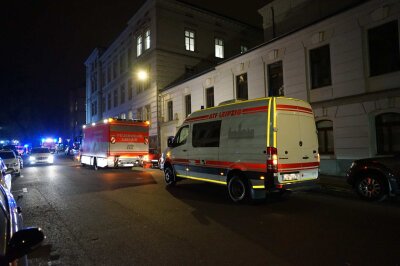 Feuer in Universität Leipzig: Eine Person leicht verletzt - Kriminalpolizei übernimmt Ermittlungen nach Brandereignis.