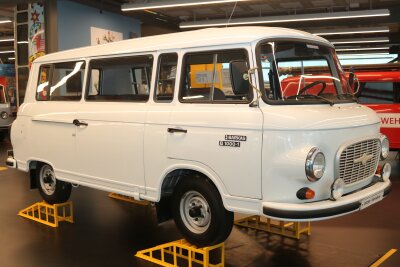 Feuerwehr rückt zum Kindertag  in der Zeitwerkstadt an - Dieses  Fahrzeug ist der letzte  B  1000, der  vom Band lief   Foto: Knut Berger 