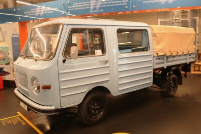 Feuerwehr rückt zum Kindertag  in der Zeitwerkstadt an - Dieser   B  1100  wurde  zwar  zwischen  1969 und  1972  als Prototyp entwickelt,  ging aber nie in Serie. Foto: Knut Berger 