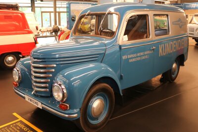 Feuerwehr rückt zum Kindertag  in der Zeitwerkstadt an - Ein Framo aus  dem  Jahr  1958  ist ebenfalls in der   Zeitwerkstadt  zu sehen. Foto: Knut Berger 