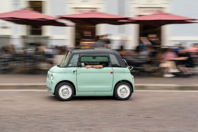 Fiat Topolino: Wenn Verzicht zum Vergnügen wird - Kleine Sause-Maus? Nein, der Fiat Topolino ("Mäuschen") schafft bauartbedingt nur 45 km/h.