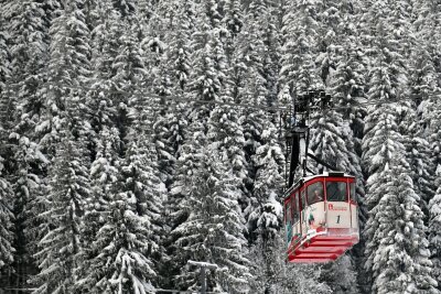 Fichtelberg-Skilift geplant - Investor will Aufbruchstimmung - Der Stadtrat von Oberwiesenthal hat grünes Licht für einen Verkauf der Fichtelberg Schwebebahn GmbH gegeben.(Archivbild)