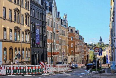 Fortschritte auf der Zietenstraße: Abschnitt wieder befahrbar - Anwohner und Pendler im Chemnitzer Stadtteil Sonnenberg können aufatmen. Foto: Harry Härtel