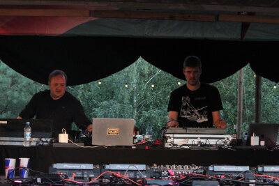 Fotos! Letztes Melt-Festival in Ferropolis mit 150 Künstlern - Fotos vom Melt am ehemaligen Braunkohle-Tagebau-Areal.