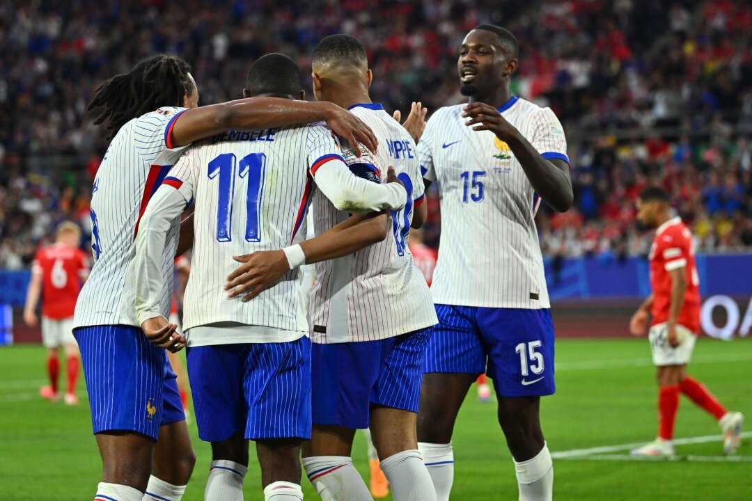 Frankreichs Zittersieg gegen Rangnick - Sorgen um Mbappé - Favorit Frankreich besiegte Österreich in einer spannenden Partie mit 1:0.