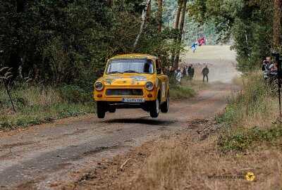 Freud und Leid für die Rallye-Teams des CAMC - Thomas Grimm und Mandy Seidel pilotierten den schnellsten Trabi. Foto: Thomas Gorlt