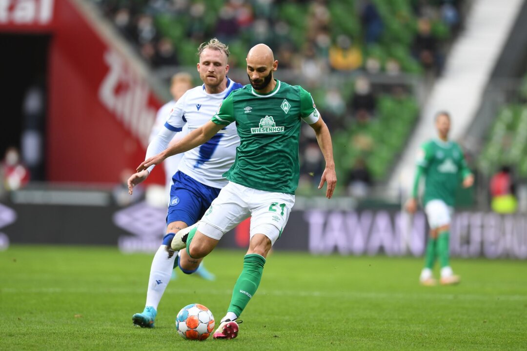 Früherer Bundesliga-Profi Toprak beendet Karriere - Mit Werder Bremen stieg Ömer Toprak erst ab und dann direkt wieder auf.