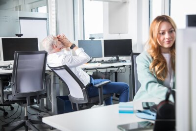 Fühlen Sie sich urlaubsreif? Wie Erholung vom Job gelingt - Erschöpfung ist nicht nur ein Signal, mal wieder Urlaub zu nehmen - auch die Arbeitsbedingungen sollten Beschäftigte dann in den Blick nehmen.