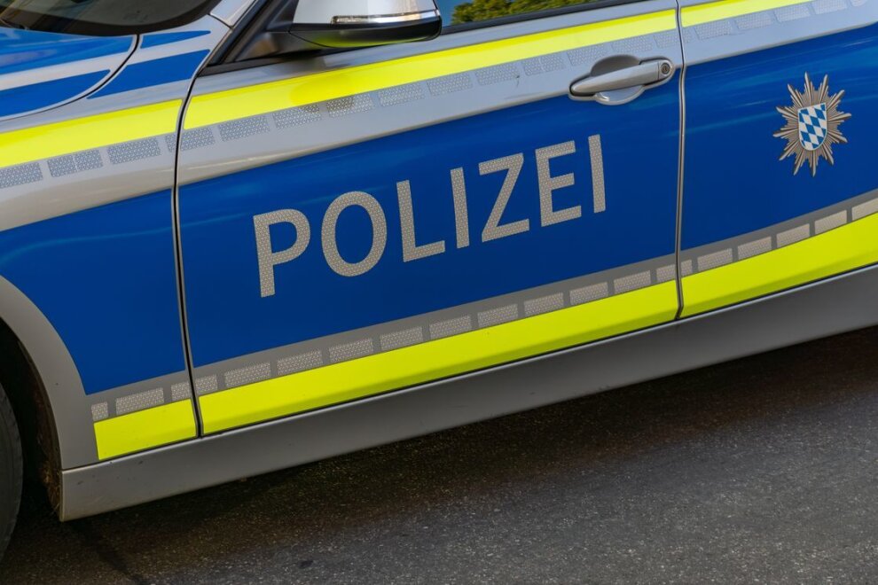 Fünfjähriger wählt Polizei-Notruf - wegen Videospiel - Ein Fünfjähriger aus Oberfranken wählte den Notruf - wegen eines Videospiels.