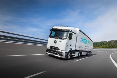 Für alle Brummi-Fans: Mercedes startet den eActros600 - Kraftprotz: Dem eActros600 hat Mercedes 816 PS zur Verfügung gestellt.