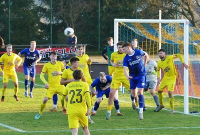 Fußball-Sachsenpokal: Marienberg hofft aufs letzte Viertelfinal-Ticket - Auf beiden Seiten sorgten Flanken für Gefahr.