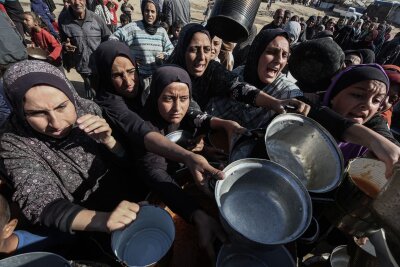 G20 fordern von Israel mehr Hilfe - Plünderung in Gaza - Hilfsorganisationen waren vor einer unmittelbar bevorstehenden Hungersnot vor allem im Norden des Gazastreifens.