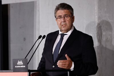 Gabriel kritisiert SPD und CDU für Zugeständnisse ans BSW - Gabriel wirft Wagenknecht vor, Wahlkampf mit dem "antiamerikanischen Ressentiment" zu machen. (Archivbild)