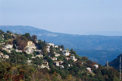 Gemütliches Leben am mythischen Berg: Die Pilion-Halbinsel - Die Gegend ist ein Wanderrevier - mittendrin das Bergdorf Milies.