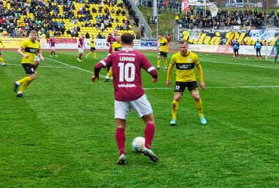 Generalprobe: Dynamo Dresden trifft in Auerbach auf Jahn Regensburg - Jakob Lemmer spielte mit Dynamo Dresden zuletzt im Sachsenpokal im Vogtland. In Plauen gelang nach Elfmeterschießen der Sieg. Foto: Karsten Repert