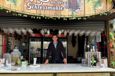 Genuss und Neuheiten auf dem Chemnitzer Weinfest - Auch in diesem Jahr ist das Weingut Mayer ein fester Bestandteil des Weinfests. Das traditionsreiche Familienunternehmen aus Gau-Algesheim, das bereits letztes Jahr auf großen Anklang stieß.