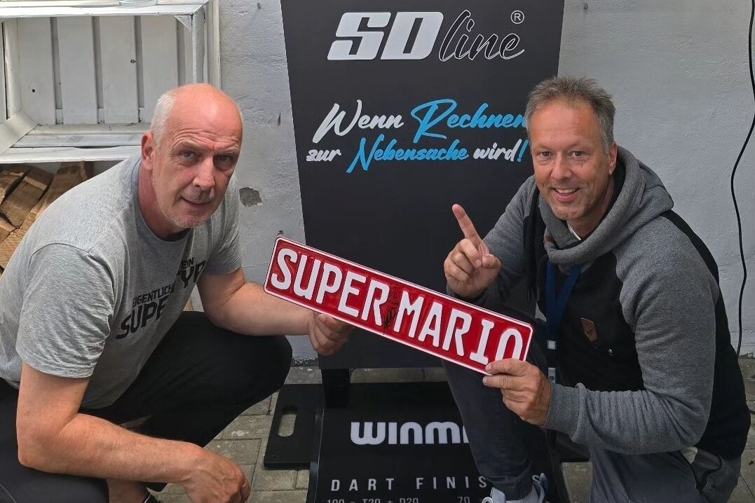 Gewinnerin Steeldart-Turnier mit Mario Basler in Limbach-Oberfrohna steht fest! - Am 9. November um 14 Uhr erwartet euch ein besonderes Highlight in der Stadthalle Limbach-Oberfrohna: Das Dart-Event mit der Fußball-Legende Mario Basler.