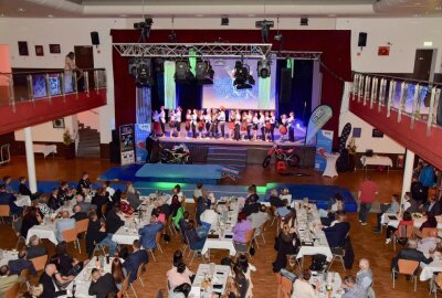 Gewinnerin Steeldart-Turnier mit Mario Basler in Limbach-Oberfrohna steht fest! - Das Event findet in der Stadthalle Limbach-Oberfrohna statt.