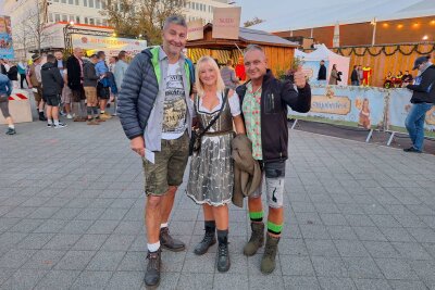 Goldener Mallorca-Partysänger Jack Gelee begeistert beim Oktoberfest Leipzig - Das Leipziger Oktoberfest findet in der Alten Messe Leipzig, Str. des 18. Oktober, 04103 Leipzig, statt