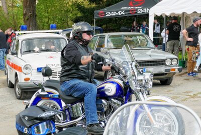 Gornsdorfer Zweiradtreffen erweist sich als Magnet für Simson-Fans - Trotz aller Ostalgie sind auch Fans anderer Marken willkommen. Foto: Andreas Bauer