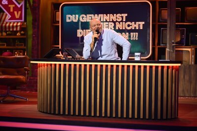 Gottschalk kehrt zurück aufs Show-Parkett - für Stefan Raab - Stefan Raab will Thomas Gottschalk in seiner Show begrüßen. (Archivbild)