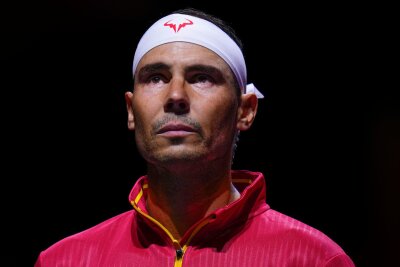 "Gracias": Nadals große Karriere endet als Zuschauer - Schon vor der letzten Partie seiner Karriere zeigte Rafael Nadal Emotionen.