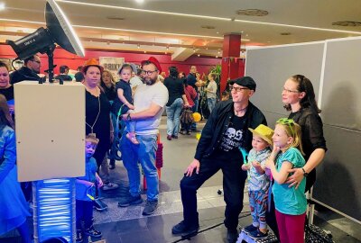 Grandiose 900 Gäste: So lief die erste "Disco Family" in Chemnitz - Die erste Family Disco in Chemnitz war ein voller Erfolg. Foto: Steffi Hofmann