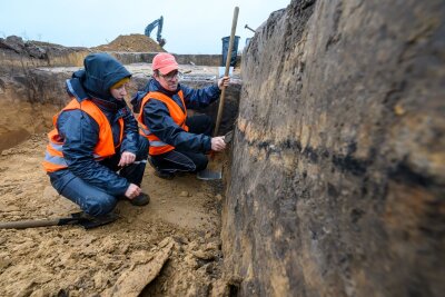 Große bronzezeitliche Siedlung in Döbeln entdeckt - Seit 2021 wird an der Fundstelle Döbeln-Gärtitz gegraben. Nach und nach gibt die Fläche ihre Geheimnisse preis. 