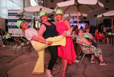 Großes Familienfest: Wohnungsgenossenschaft Freiberg feiert 70-jähriges Jubiläum - Am Abend wurde das Fest attraktiver für Erwachsene. Foto: Renate Fischer